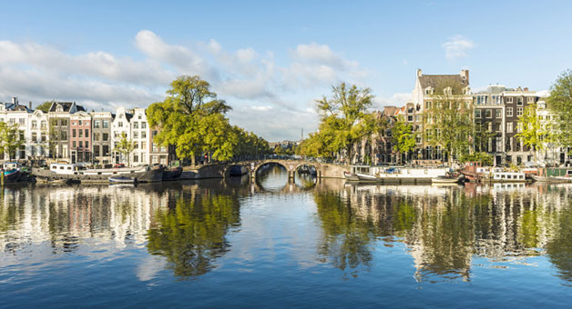 Amsterdam en train